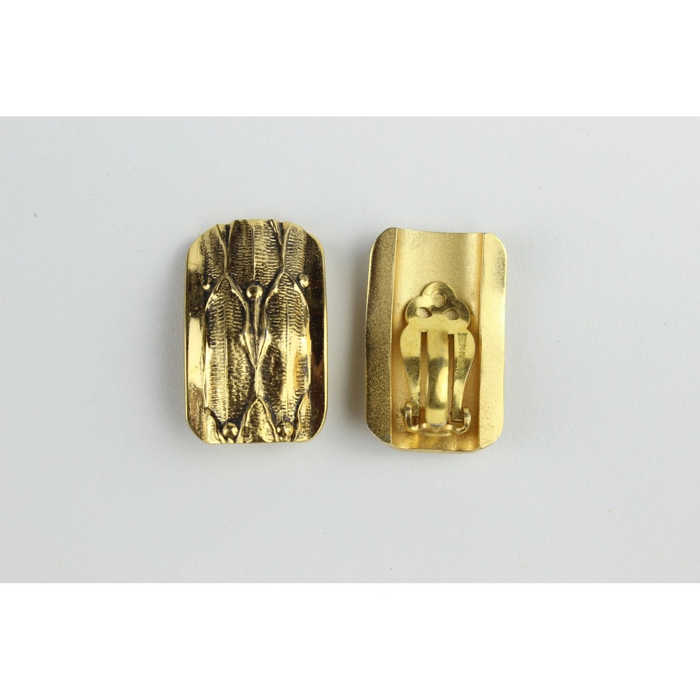 Vintage Gold Tone Brutalist Rectangular Shield Clip On Earrings Textured Matte - Picture 2 of 4